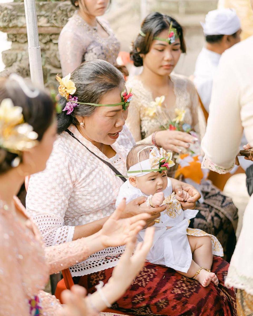 Instagram.com/laura_theux